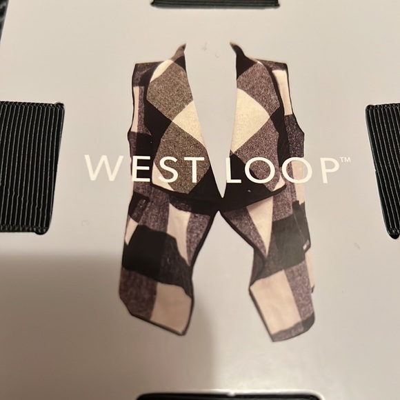 NWT West Loop Black & White a plaid Vest OS - Picture 1 of 3